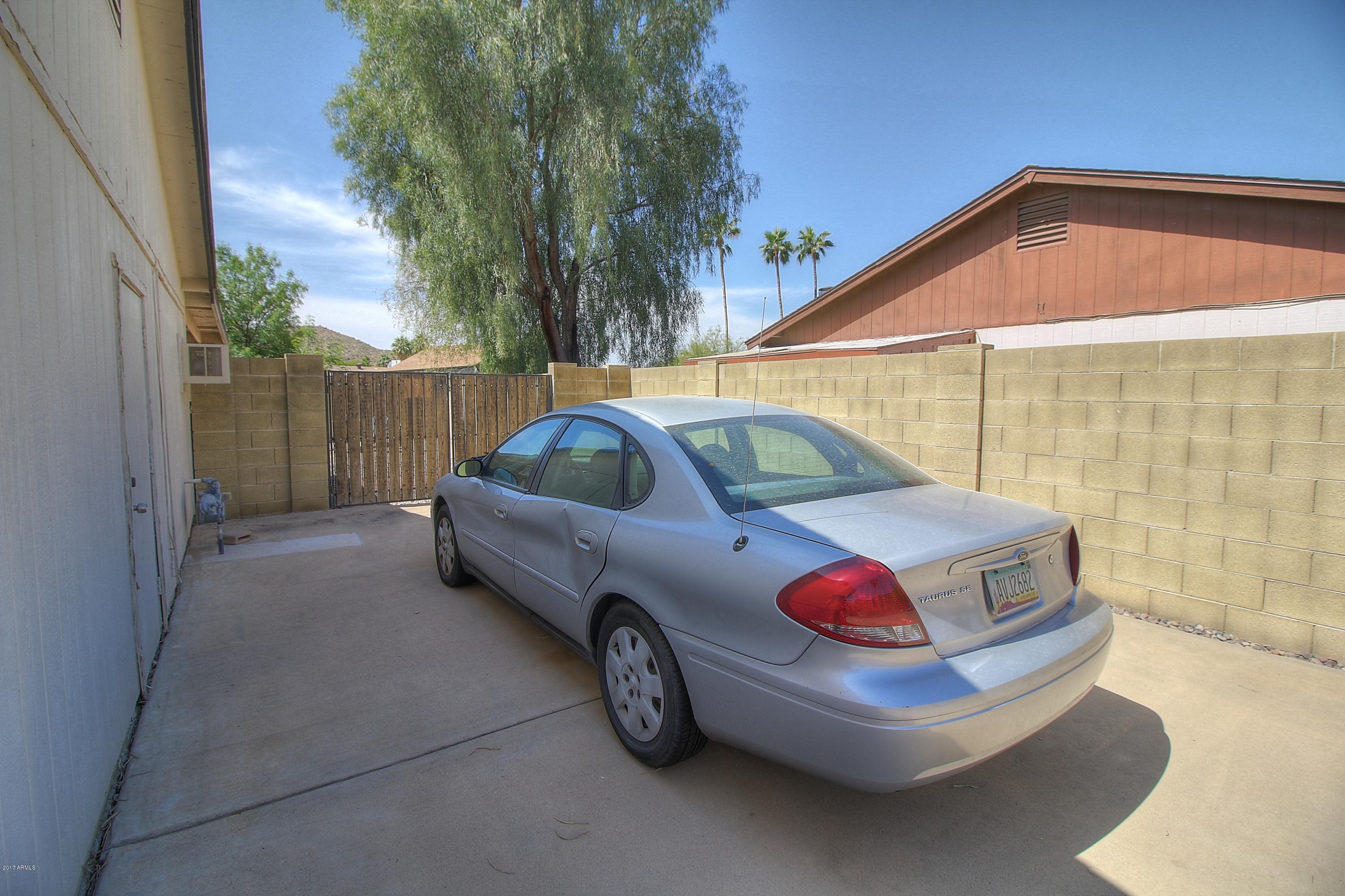 1429 West Thunderbird Road Phoenix, AZ 85023 - Photo 27 of 30 IMG_1897_898_899_900_901