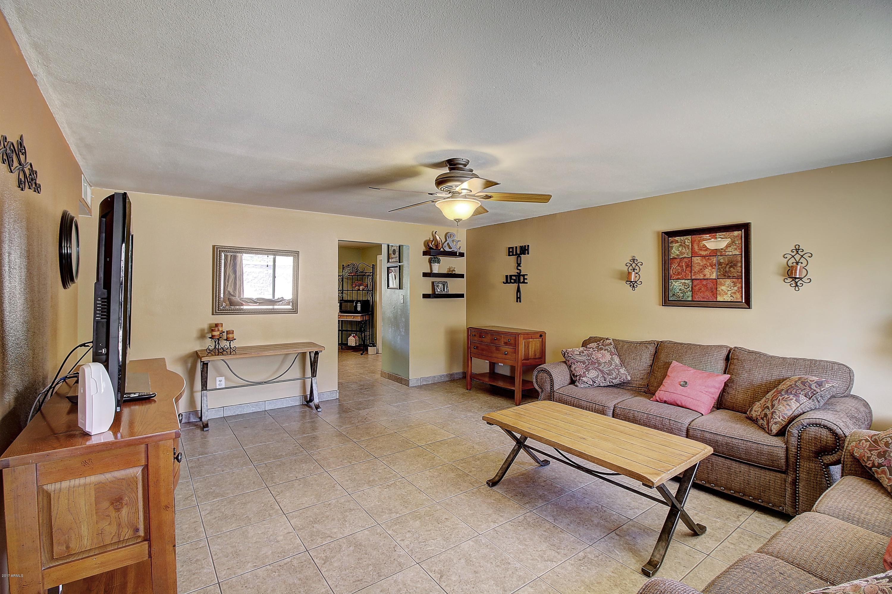 1429 West Thunderbird Road Phoenix, AZ 85023 - Photo 7 of 30 IMG_1692_3_4_5_6