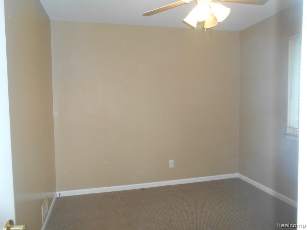 491 Alfred Road Ortonville, MI 48462 - Photo 12 of 22 DSCN3269.jpg