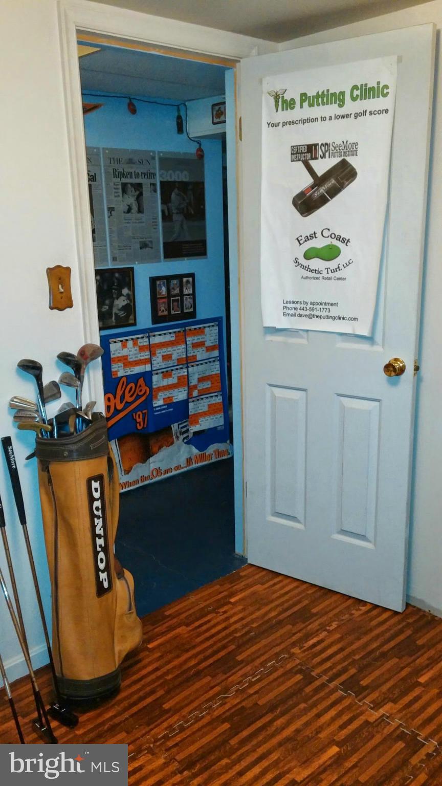 196 Pike Road Pasadena, MD 21122 - Photo 22 of 30 IOffice/Gym/ Golf Room in lower level