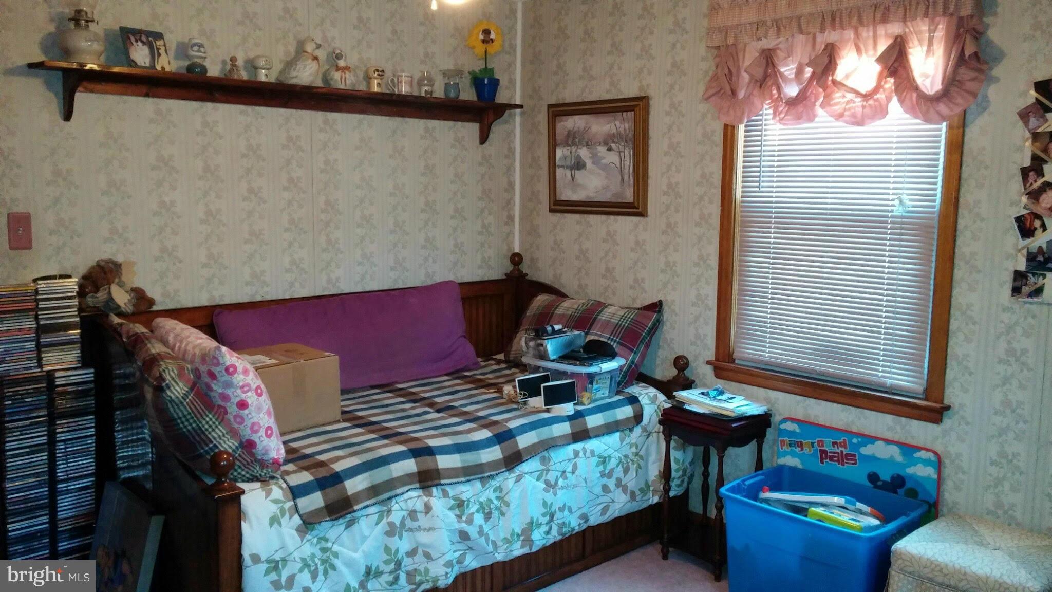 2nd Bedroom