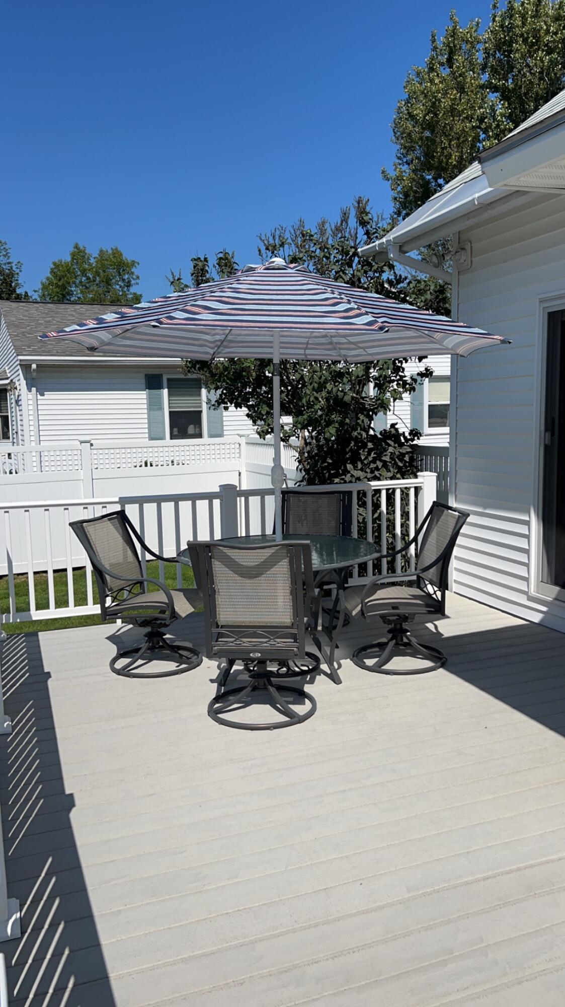 66 Fairfax Street Bangor, ME 04401 - Photo 9 of 46 IMG_4910