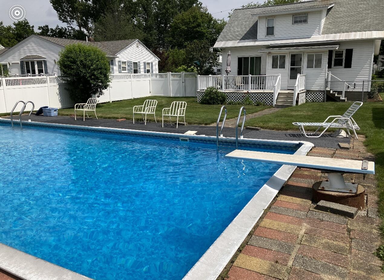 66 Fairfax Street Bangor, ME 04401 - Photo 10 of 46 IMG_4919
