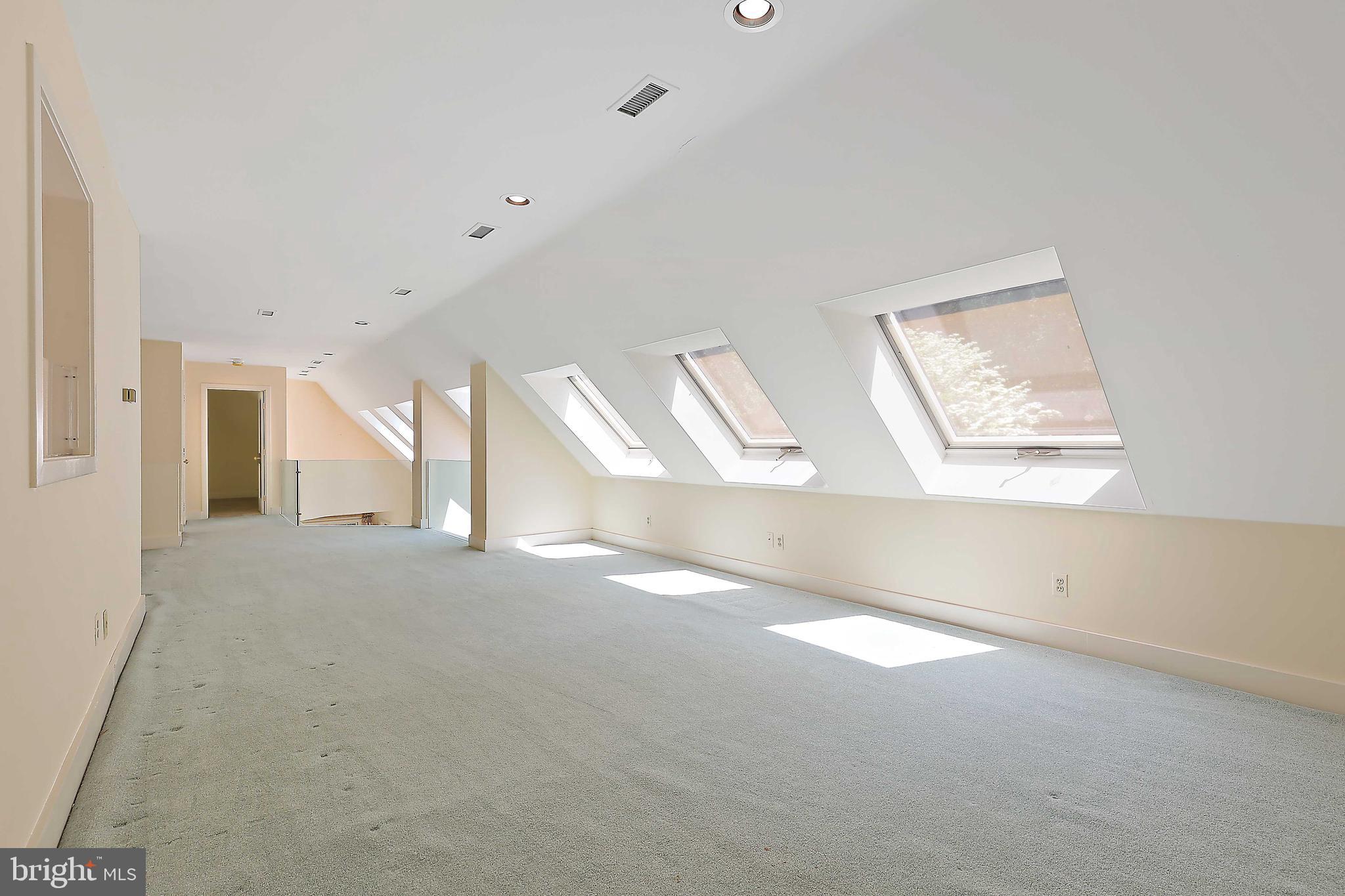 2212 Wiltonwood Road Stevenson, MD 21153 - Photo 44 of 60 Bright and Sunny