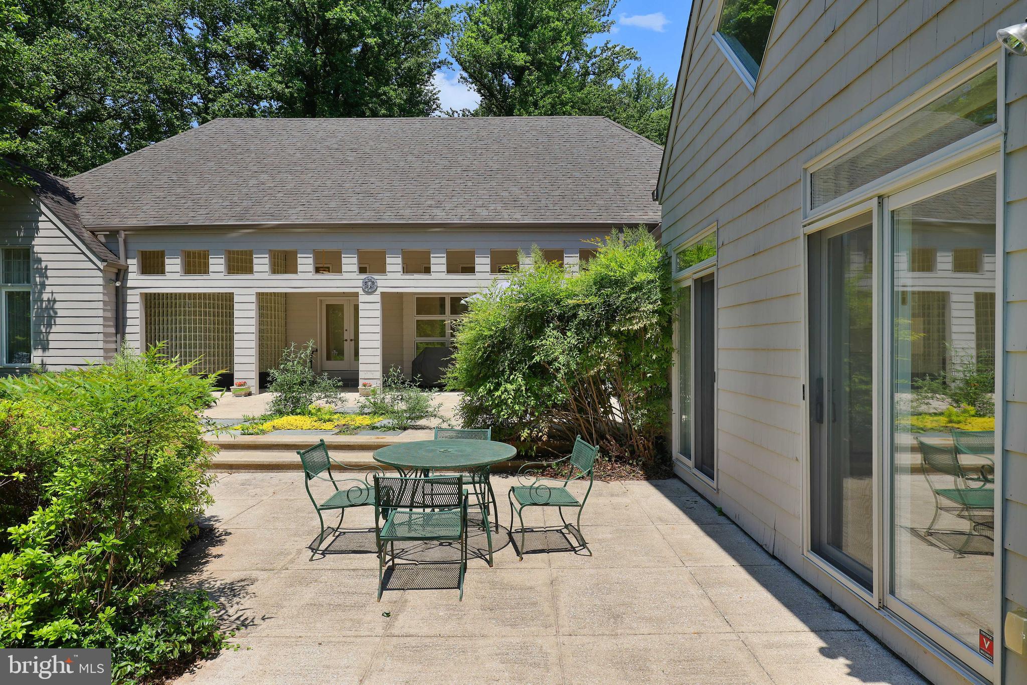 2212 Wiltonwood Road Stevenson, MD 21153 - Photo 54 of 60 Plenty of Dining spaces.