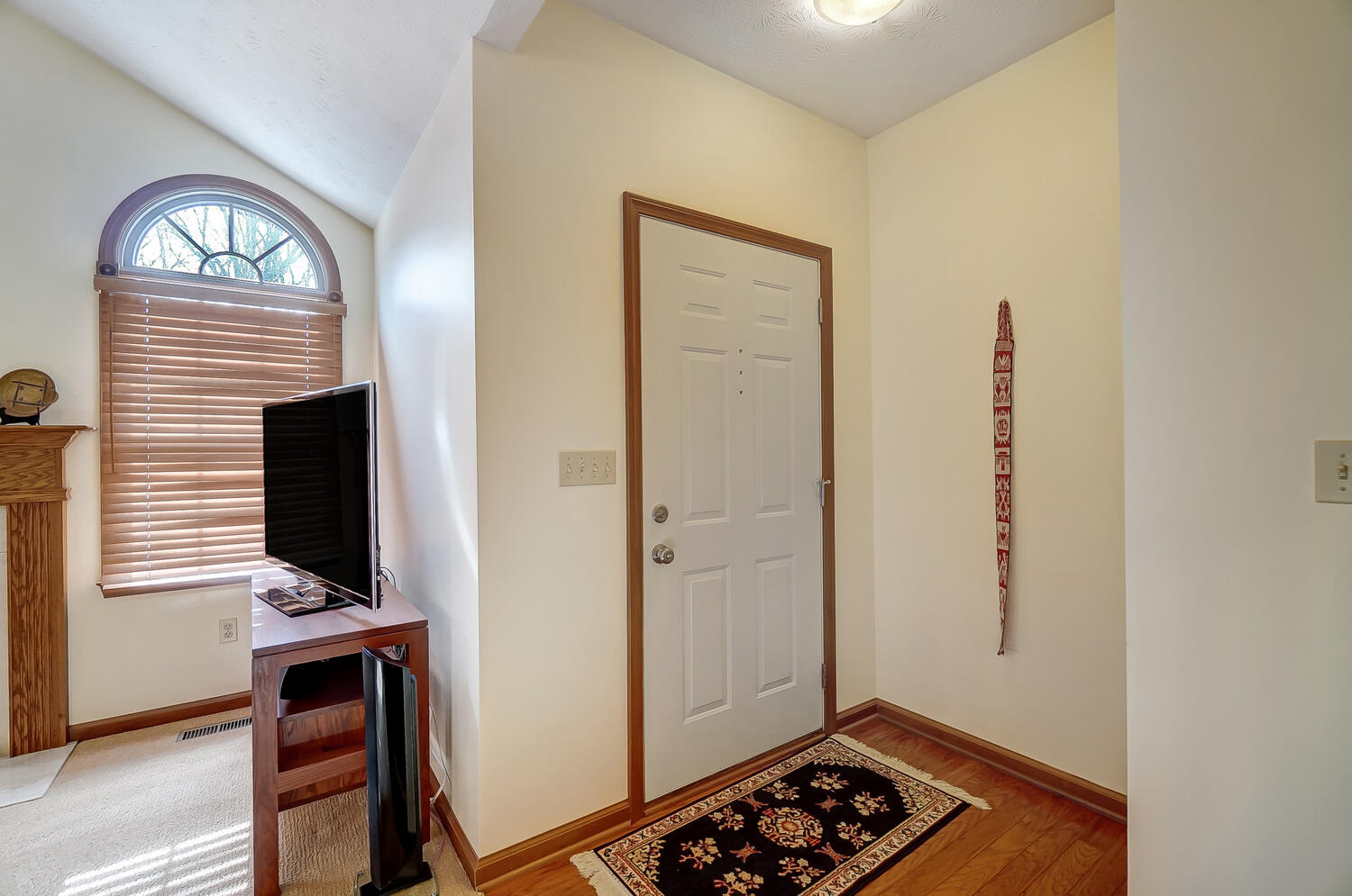 820 Brendle Springfield, OH 45503 - Photo 3 of 50