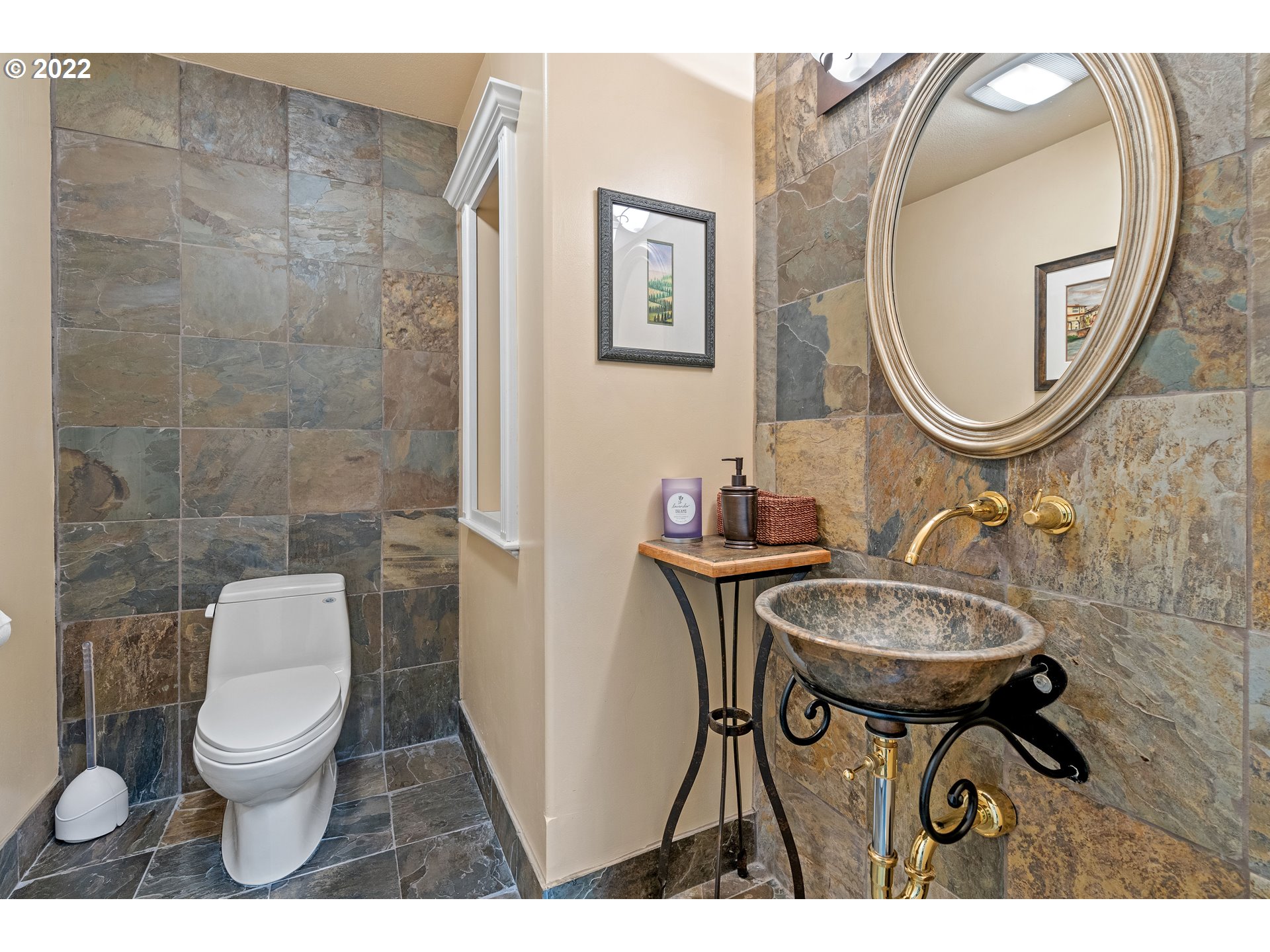 23265 Southwest Mountain Road West Linn, OR 97068 - Photo 8 of 32 Gallery Image 8