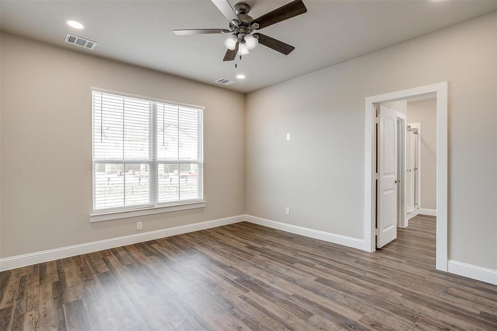 544 East Pointe Drive Weatherford, TX 76087 - Photo 16 of 36