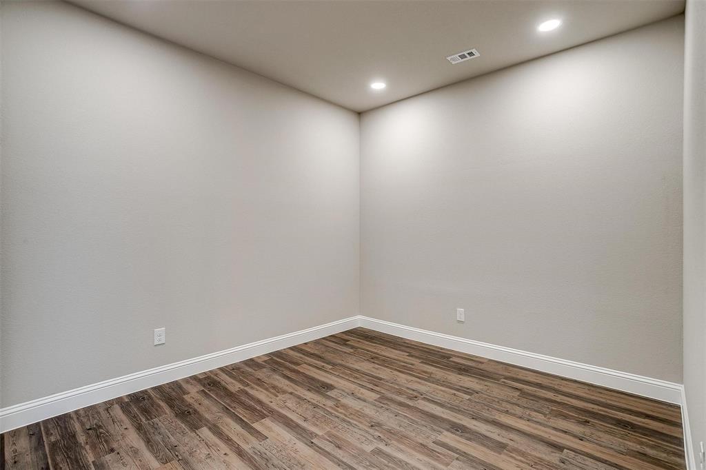 544 East Pointe Drive Weatherford, TX 76087 - Photo 25 of 36