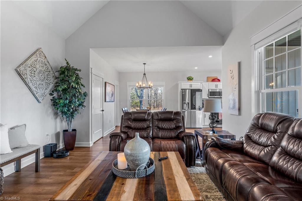 112 Yount Road Eden, NC 27288 - Photo 4 of 42