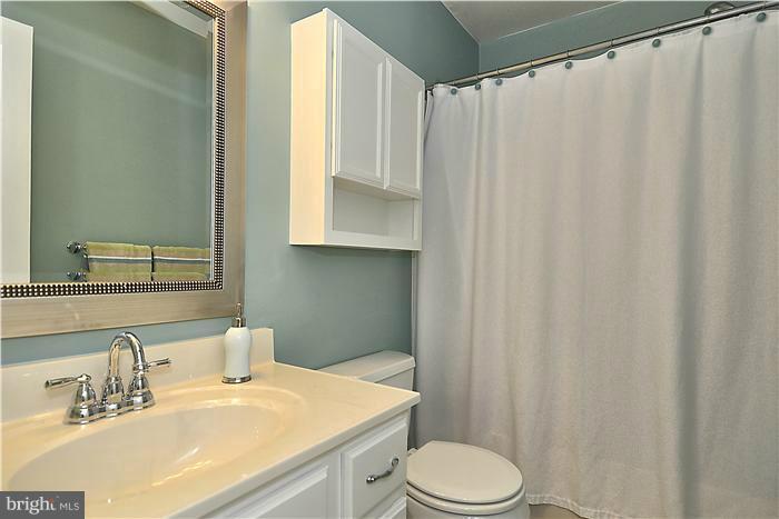 3912 Red Leaf Court Point of Rocks, MD 21777 - Photo 14 of 30 Bath - Upper Level