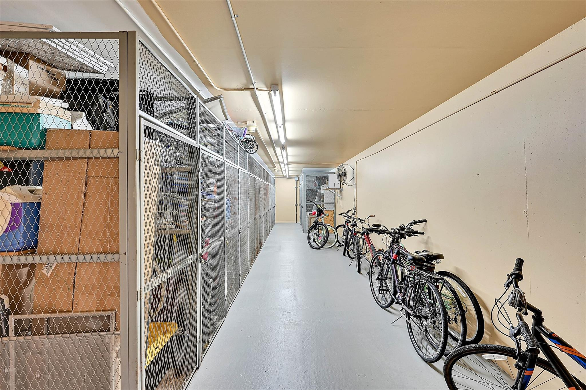 1804 Eleuthera Point, Unit E3 Coconut Creek, FL 33066 - Photo 40 of 41 a view of a hallway with wooden floor