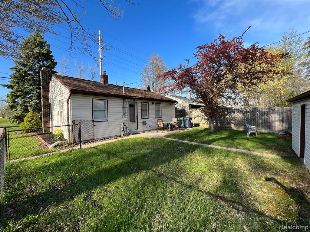 2727 Normandy Road Royal Oak, MI 48073 - Photo 21 of 32