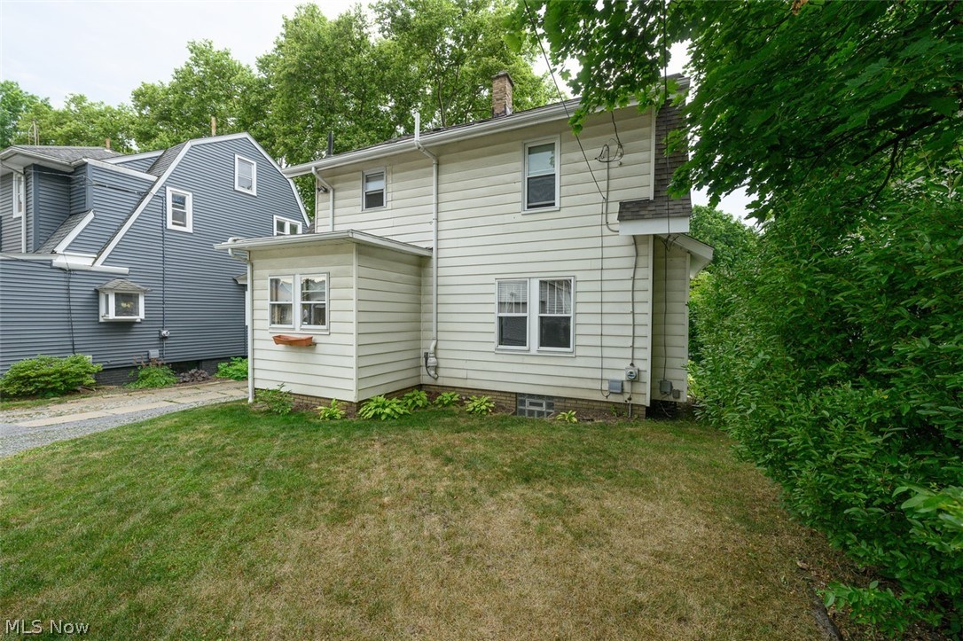 1222 Ridge Road Northwest Canton, OH 44703 - Photo 31 of 32 Back of property with yard area