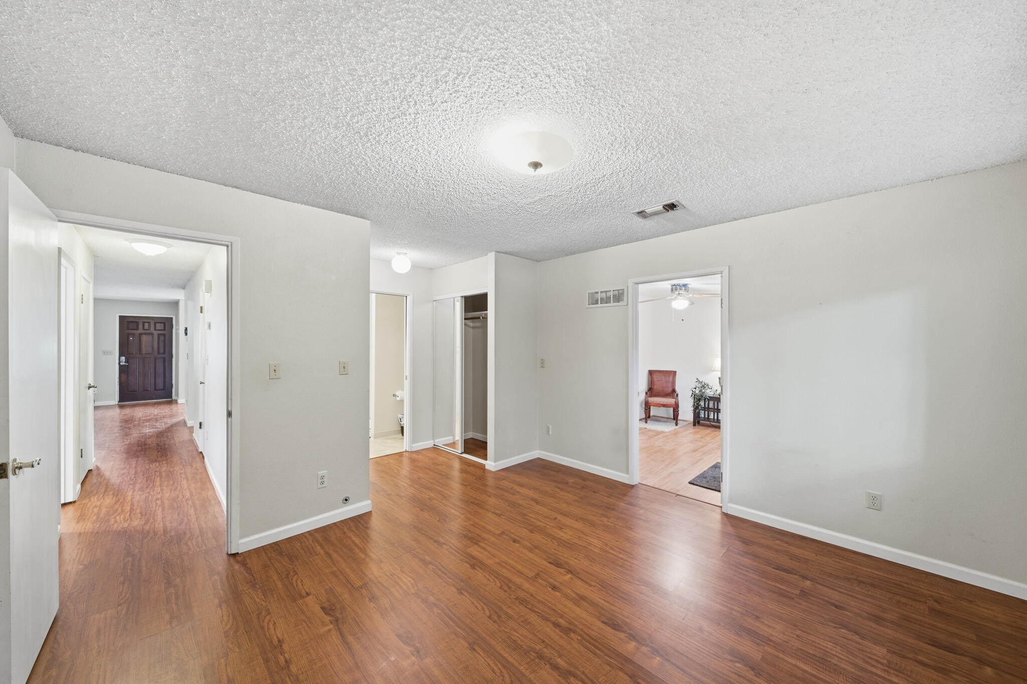 1836 Del Mar Avenue Redding, CA 96003 - Photo 13 of 26 Interior-11