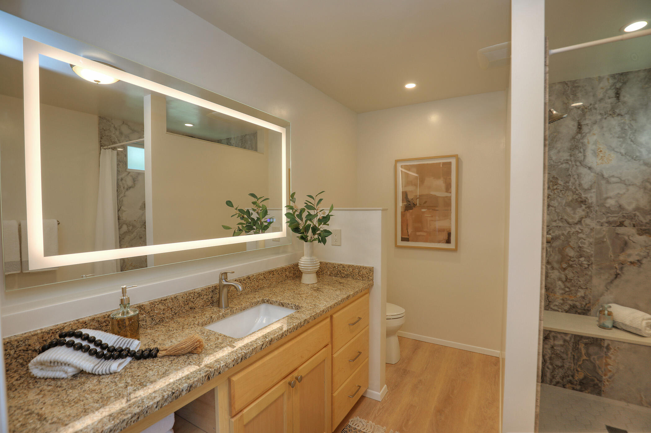 672 Arundel Road Goleta, CA 93117 - Photo 13 of 28 Primary Bath