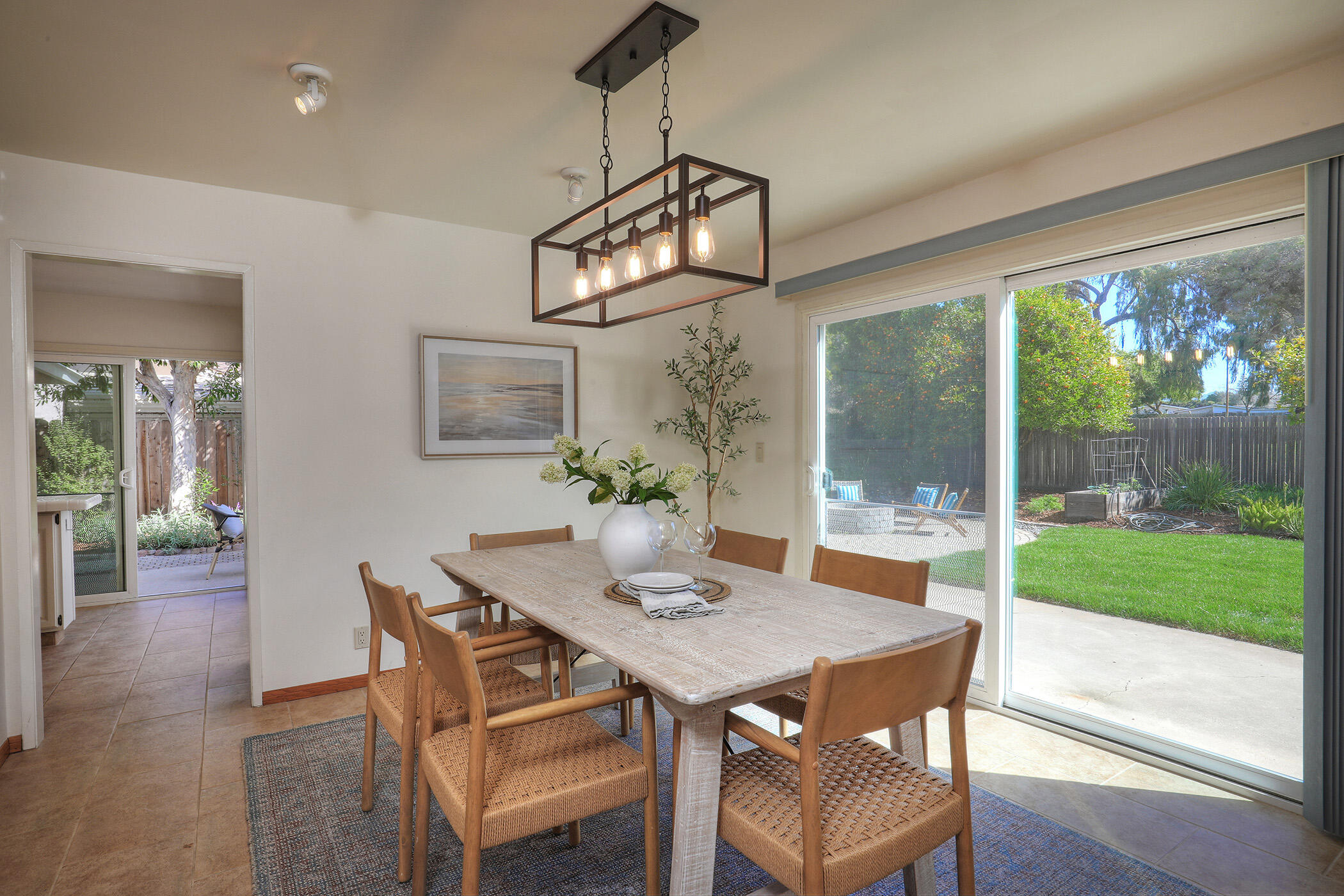 672 Arundel Road Goleta, CA 93117 - Photo 5 of 28 Dining Room