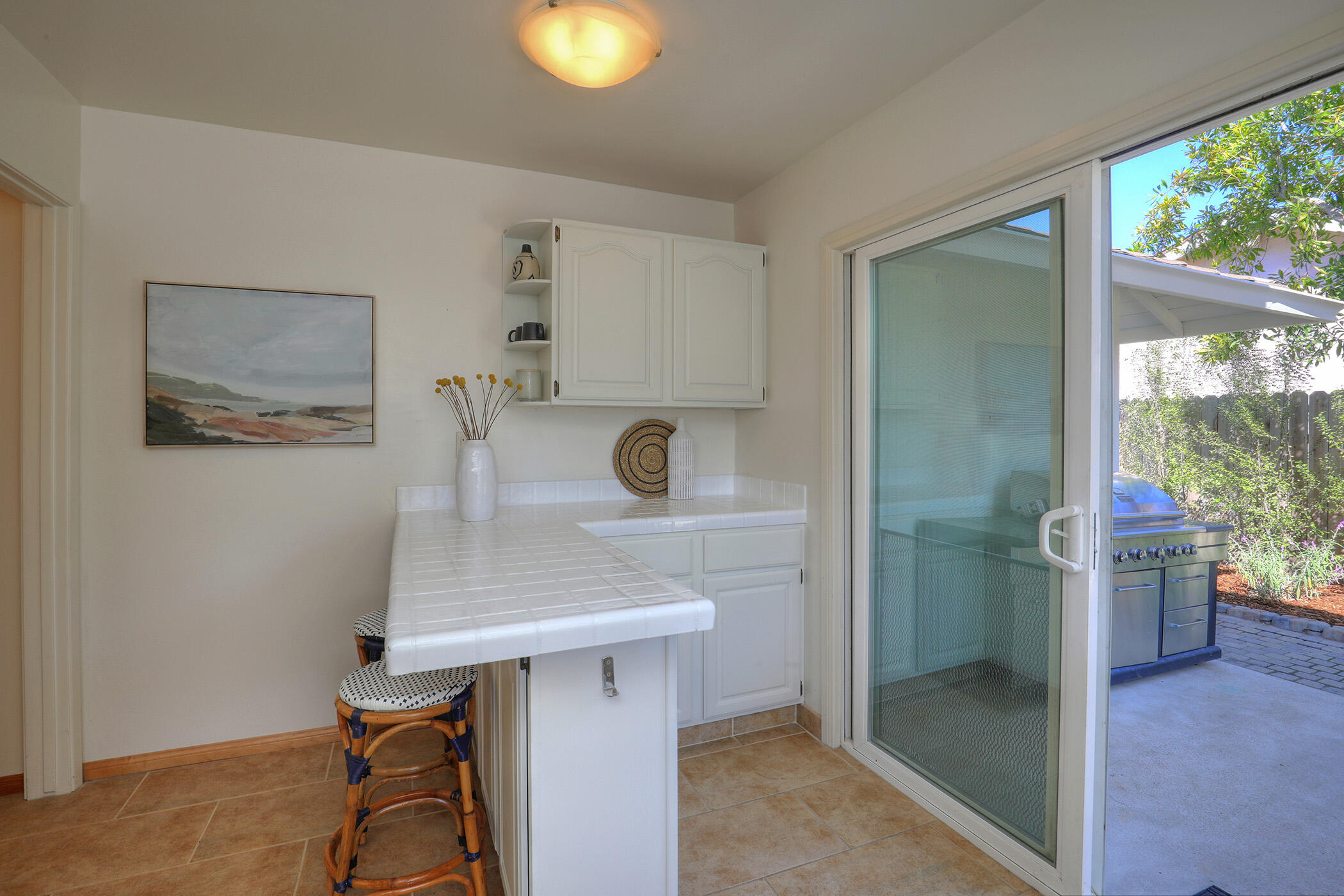 672 Arundel Road Goleta, CA 93117 - Photo 7 of 28 Sliding Door to Side Yard