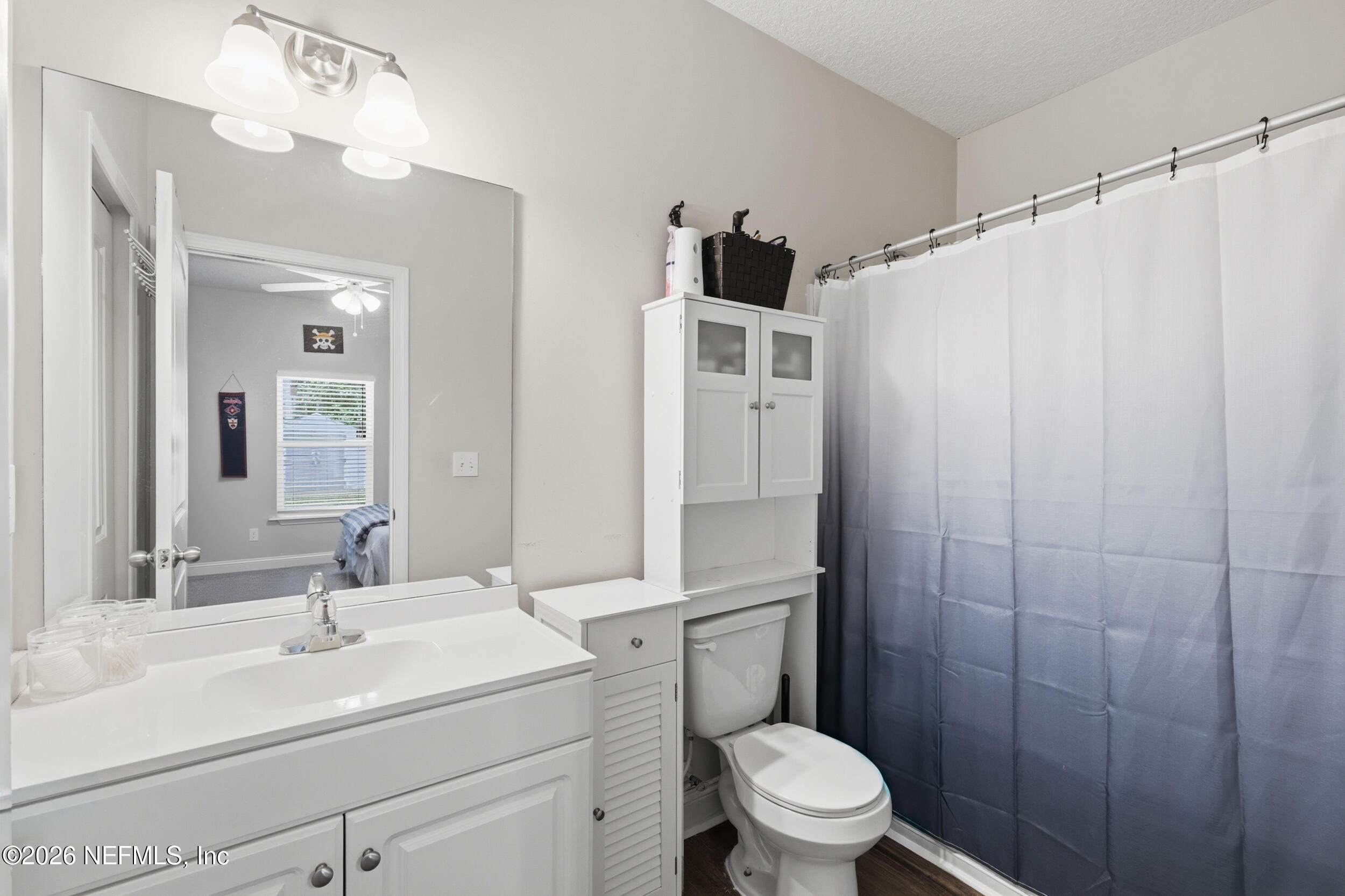 4066 Grant Road Jacksonville, FL 32207 - Photo 10 of 17 Primary Bath