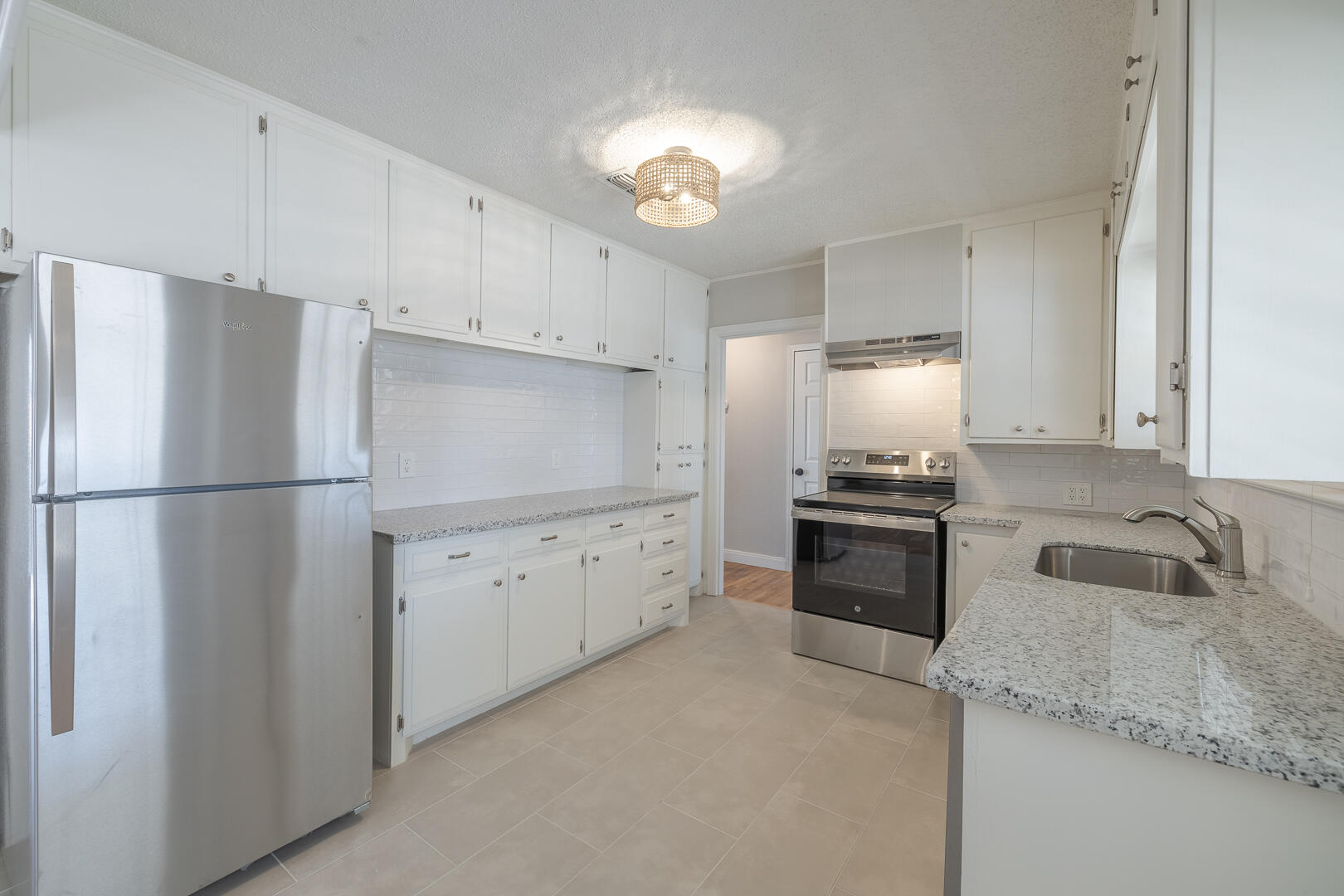 2809 26th Street Lubbock, TX 79410 - Photo 7 of 29 1-23