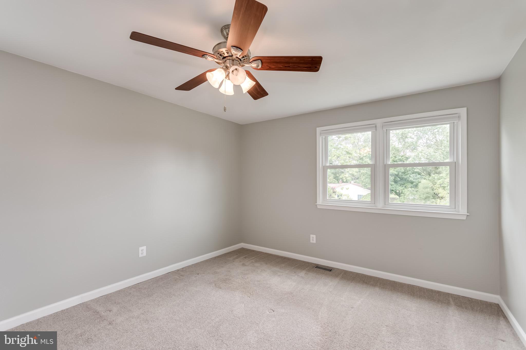 18 Hillcroft Road Berlin, NJ 08009 - Photo 14 of 25 Master Bedroom