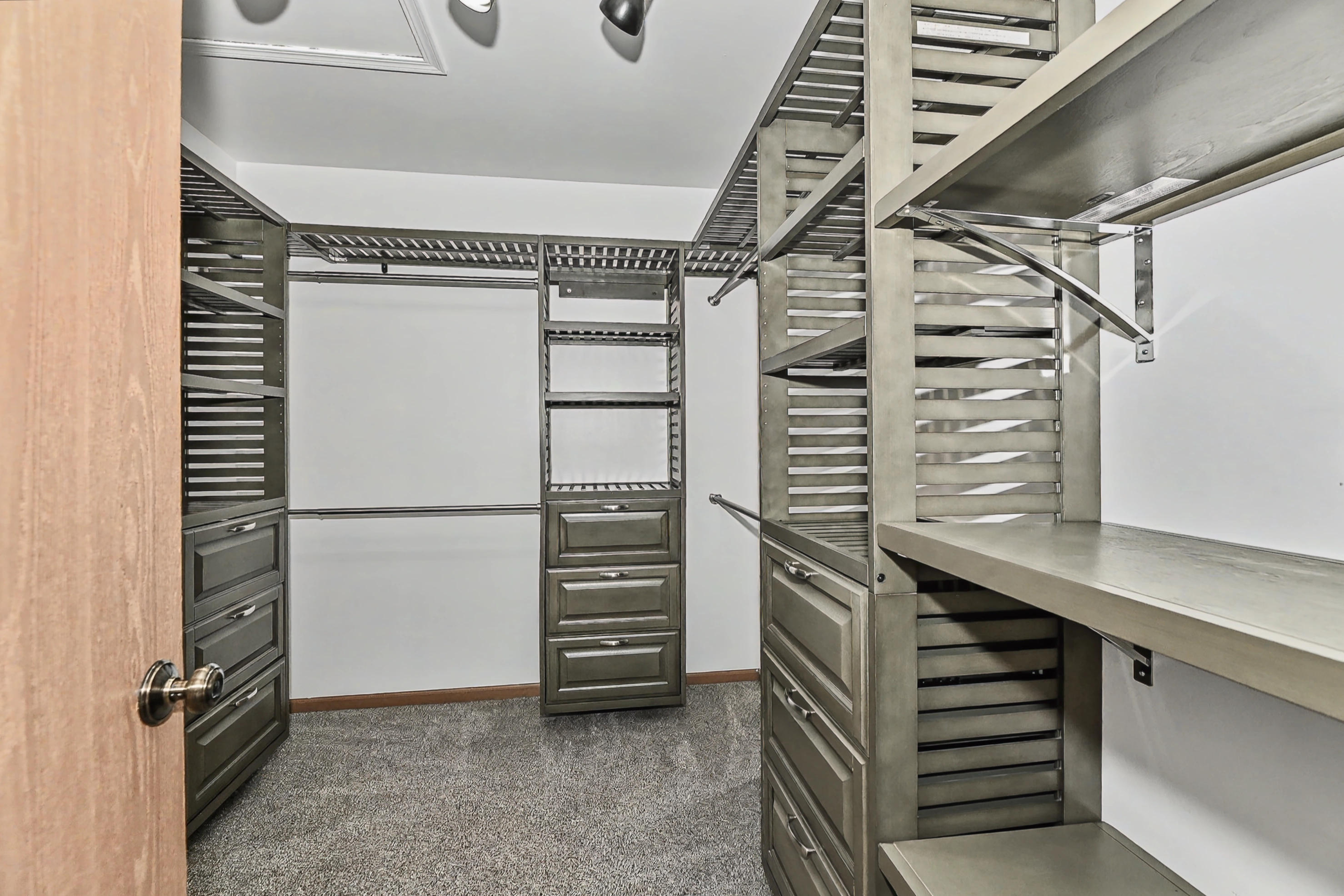 324 West Hidden Trail Elkhorn, WI 53121 - Photo 23 of 34 Master Closet