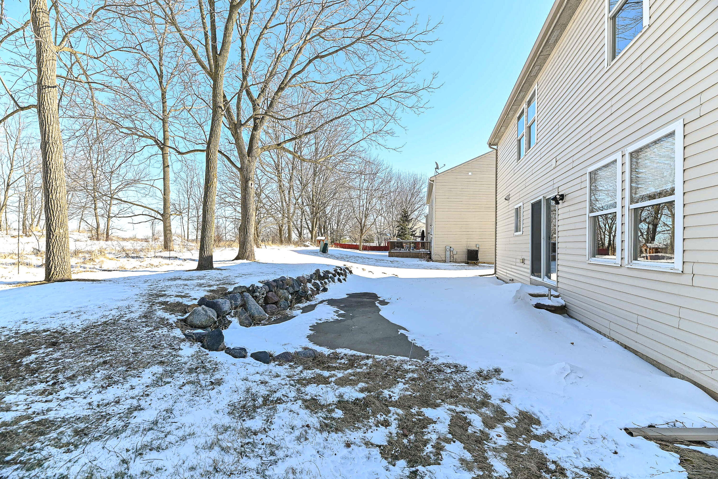 324 West Hidden Trail Elkhorn, WI 53121 - Photo 32 of 34 Patio