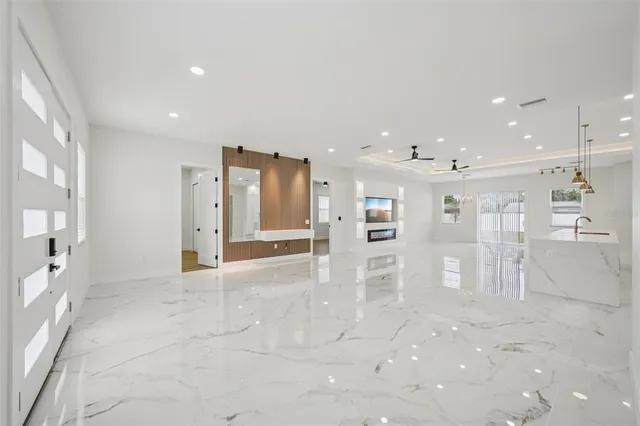 $919,900 | 1596 Nursery Road, Clearwater, FL 33756