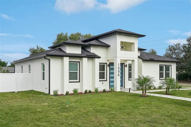 $919,900 | 1596 Nursery Road, Clearwater, FL 33756
