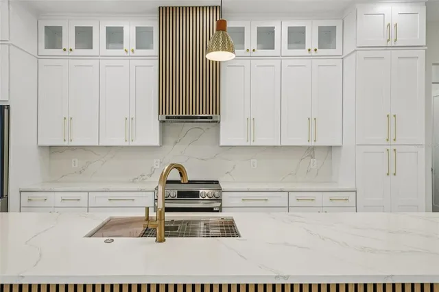 $919,900 | 1596 Nursery Road, Clearwater, FL 33756