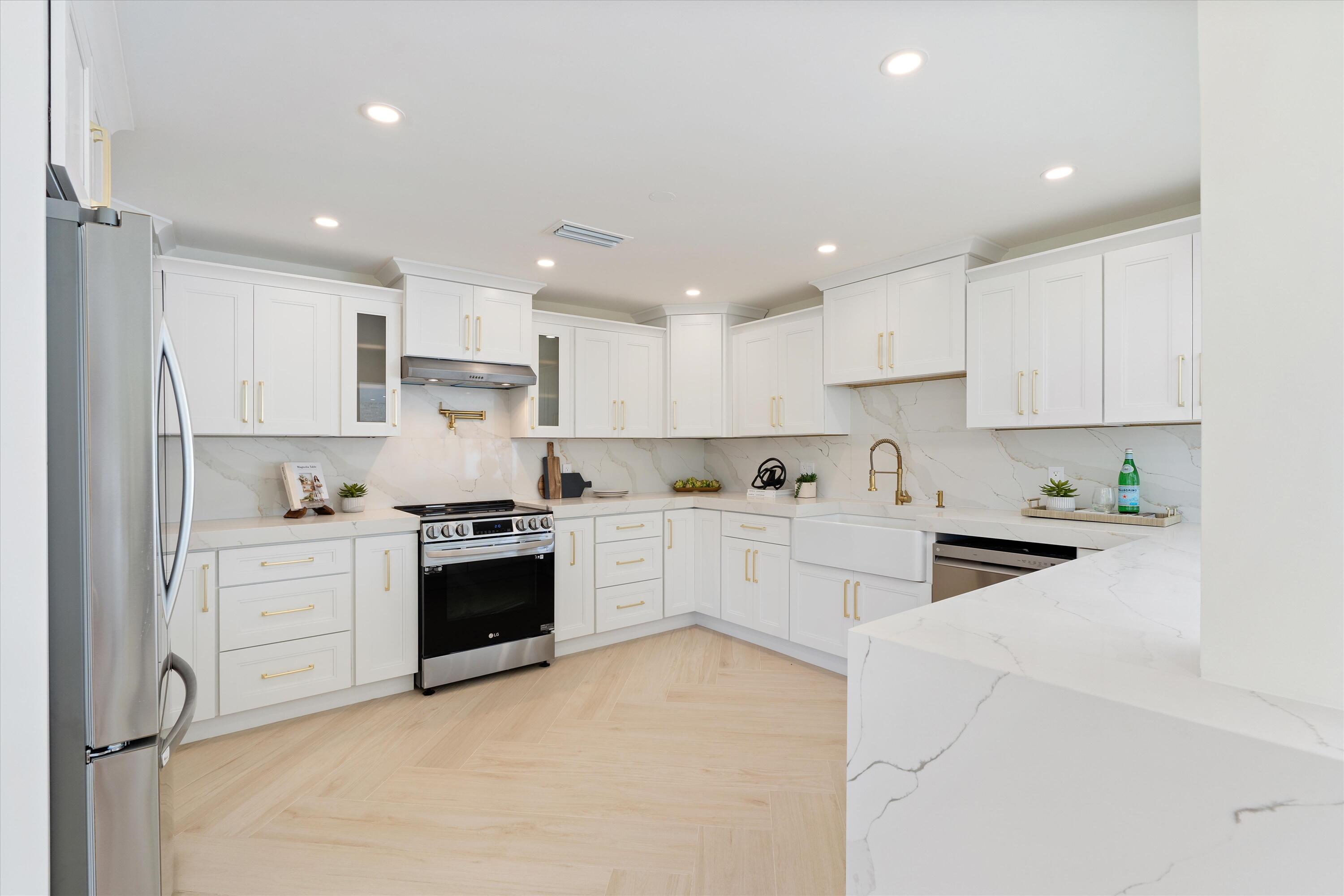 1541 Northwest 10th Street Boca Raton, FL 33486 - Photo 16 of 29 05-1541 NW 10th Street Boca Raton, FL-10