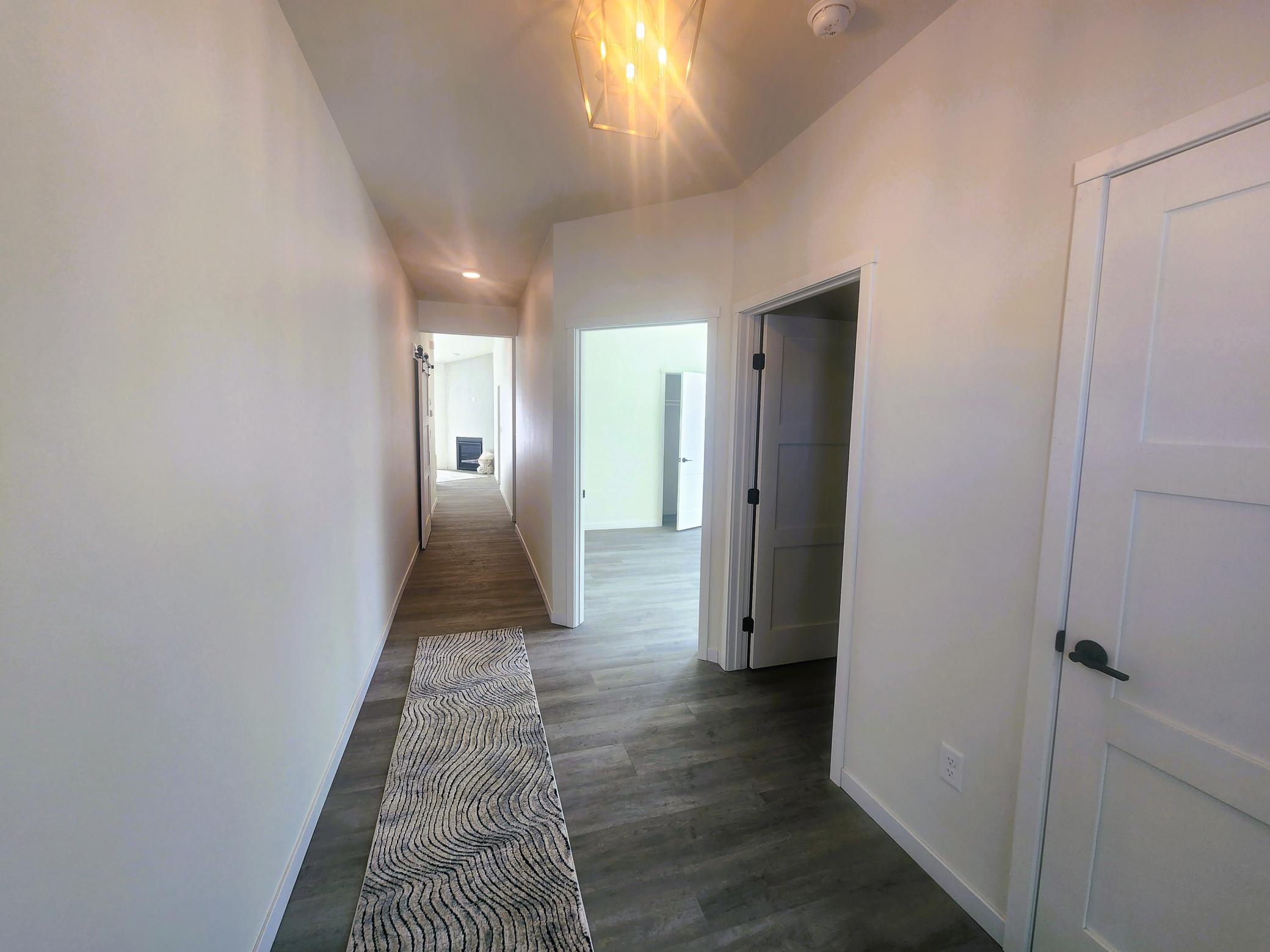 805 9th Avenue Southwest, Unit B Perham, MN 56573 - Photo 3 of 13