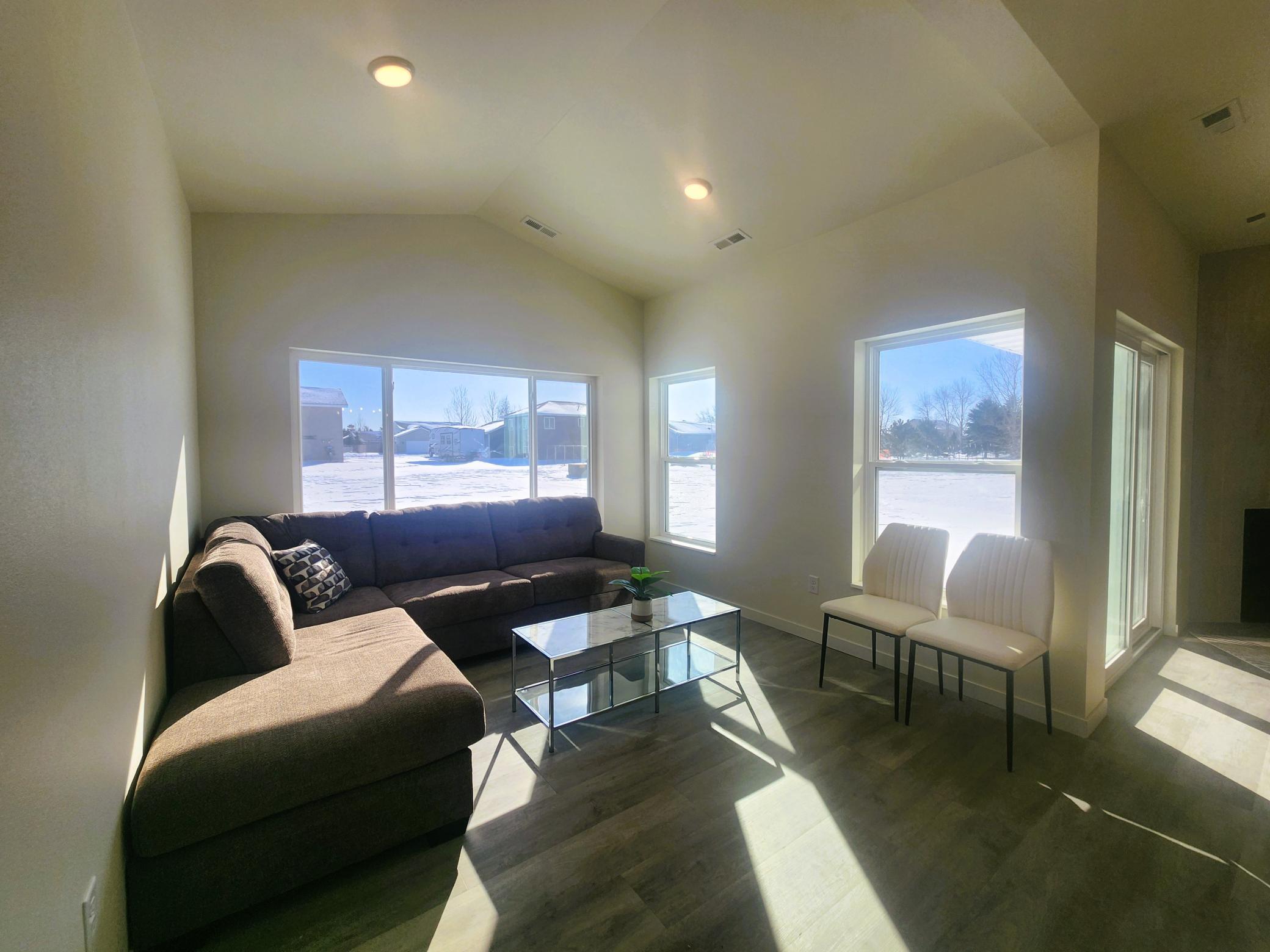 805 9th Avenue Southwest, Unit B Perham, MN 56573 - Photo 8 of 13