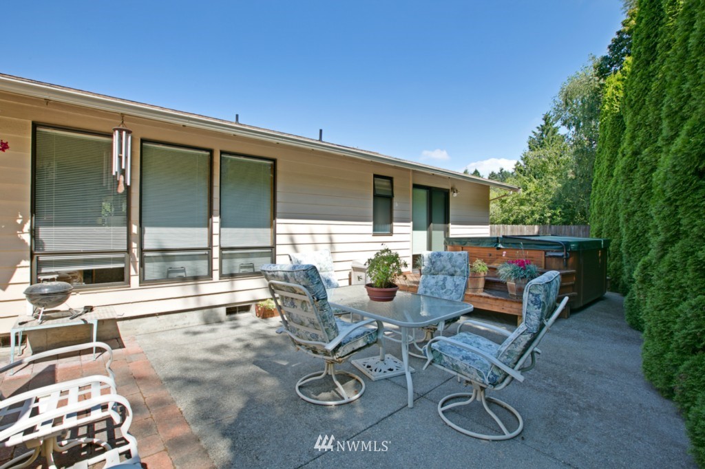 18662 110th Place Southeast Renton, WA 98055 - Photo 12 of 14 Gallery Image 12