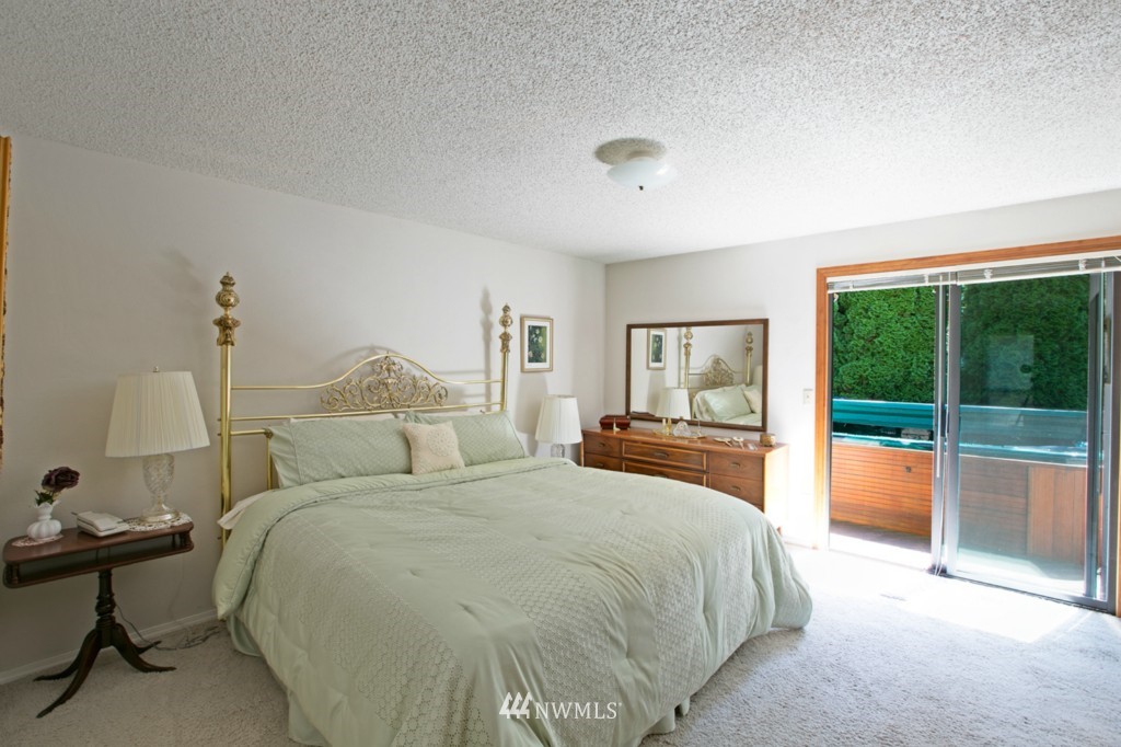 18662 110th Place Southeast Renton, WA 98055 - Photo 9 of 14 Gallery Image 9