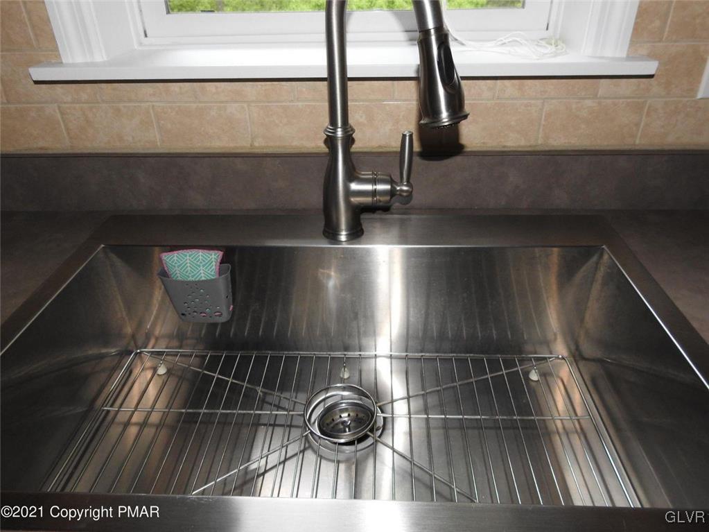 1170 Boulder Road Blakeslee, PA 18610 - Photo 13 of 46 a close view of sink