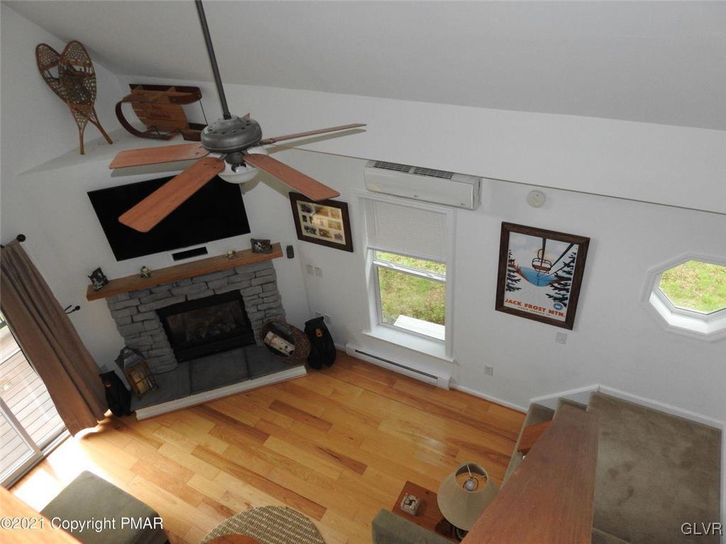 1170 Boulder Road Blakeslee, PA 18610 - Photo 37 of 46 a bed room with a bed and a television