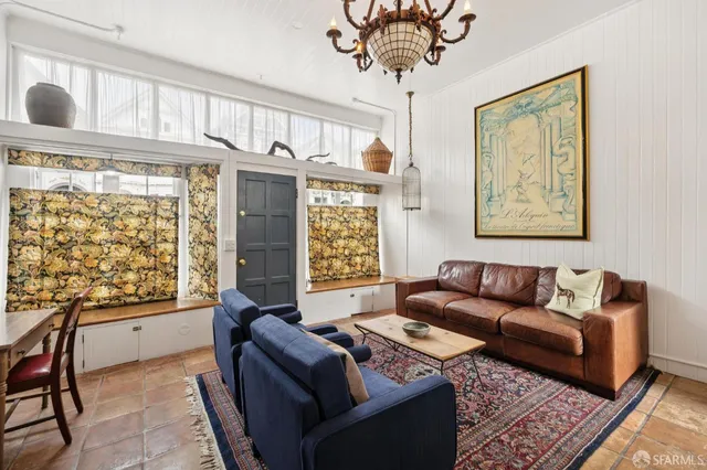 $2,300,000 | 560 Lyon Street, San Francisco, CA 94117