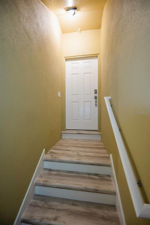 5529 White Marlin Court New Port Richey, FL 34652 - Photo 14 of 63 a view of entryway