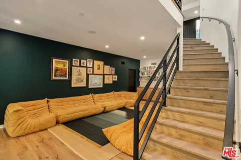 $5,395,000 | 28222 Via Acero, Malibu, CA 90265
