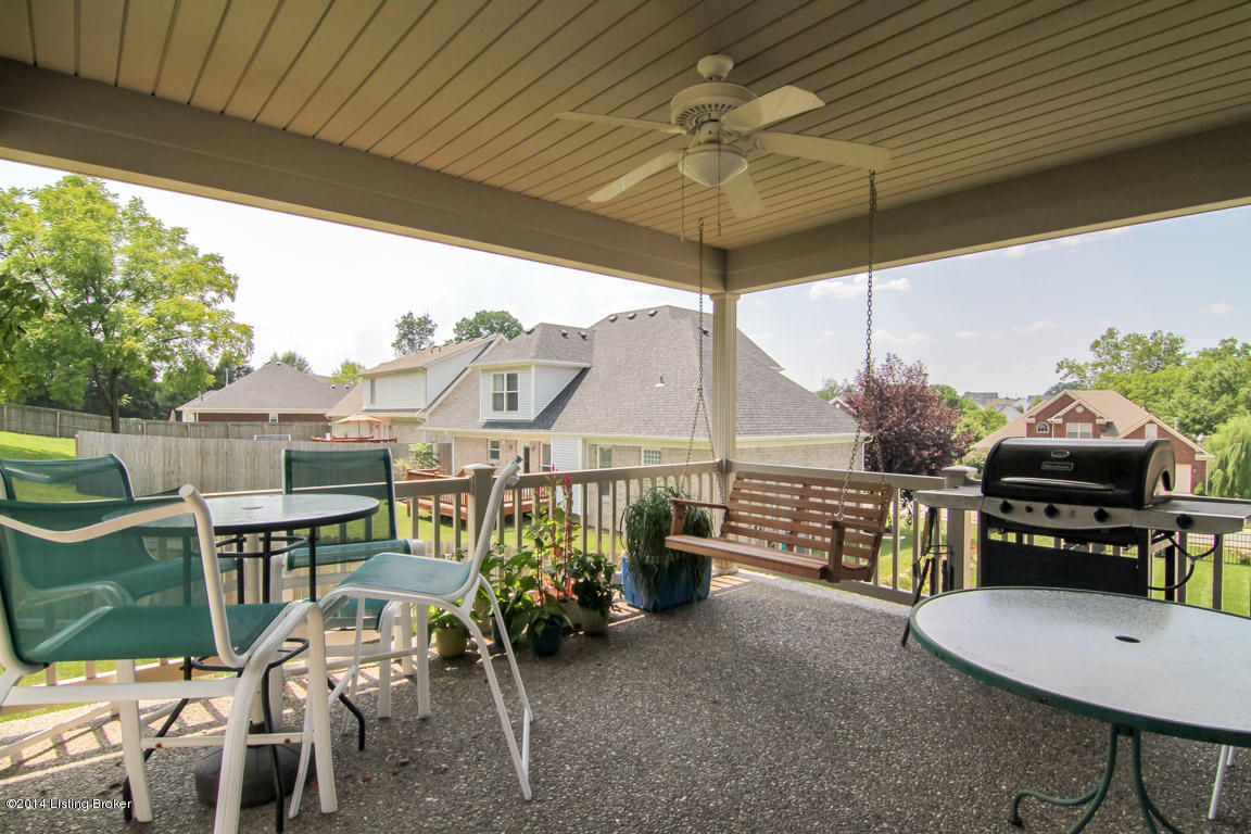 9602 Keeling Ridge Road Louisville, KY 40291 - Photo 40 of 48 Covered Back Patio