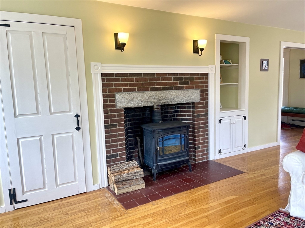 699 Martins Pond Road Groton, MA 01450 - Photo 11 of 42