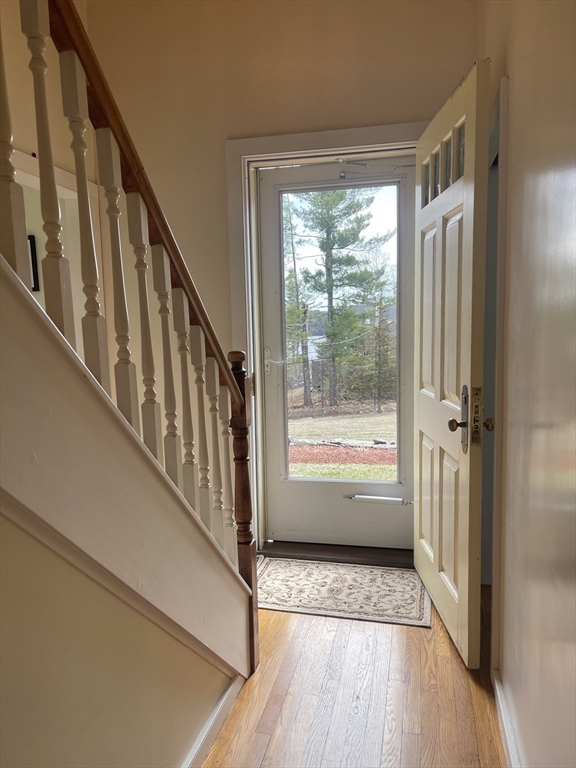 699 Martins Pond Road Groton, MA 01450 - Photo 9 of 42