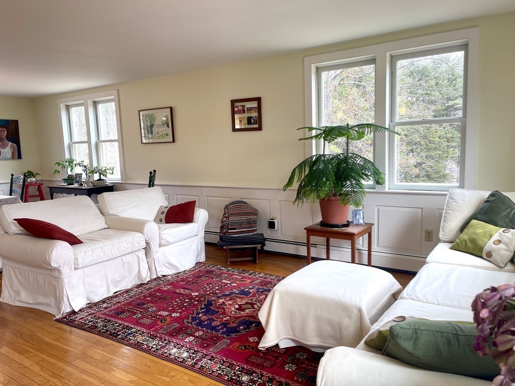 699 Martins Pond Road Groton, MA 01450 - Photo 10 of 42