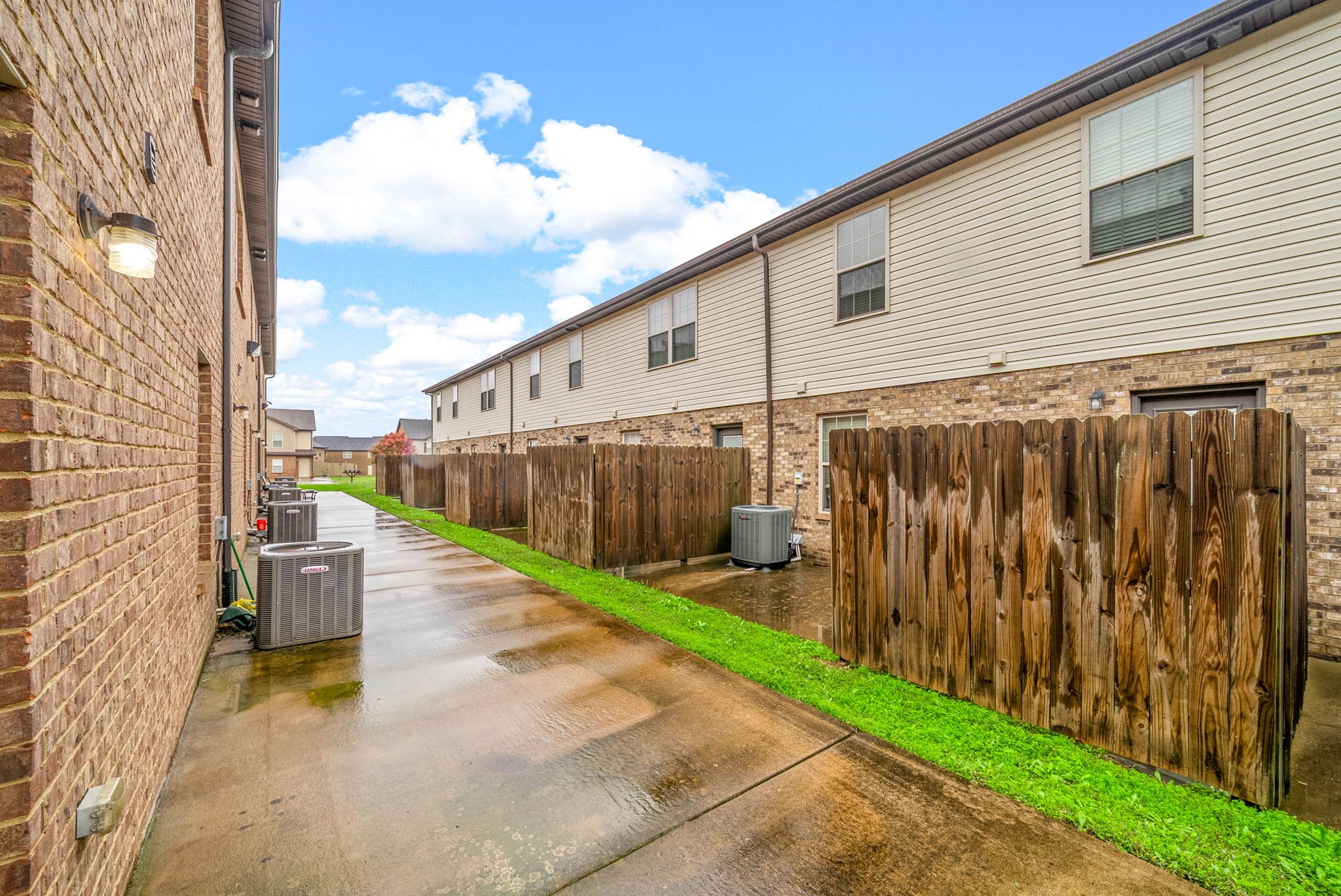 133 Melbourne Drive, Unit E Clarksville, TN 37043 - Photo 16 of 16 a view of a back yard with a chair