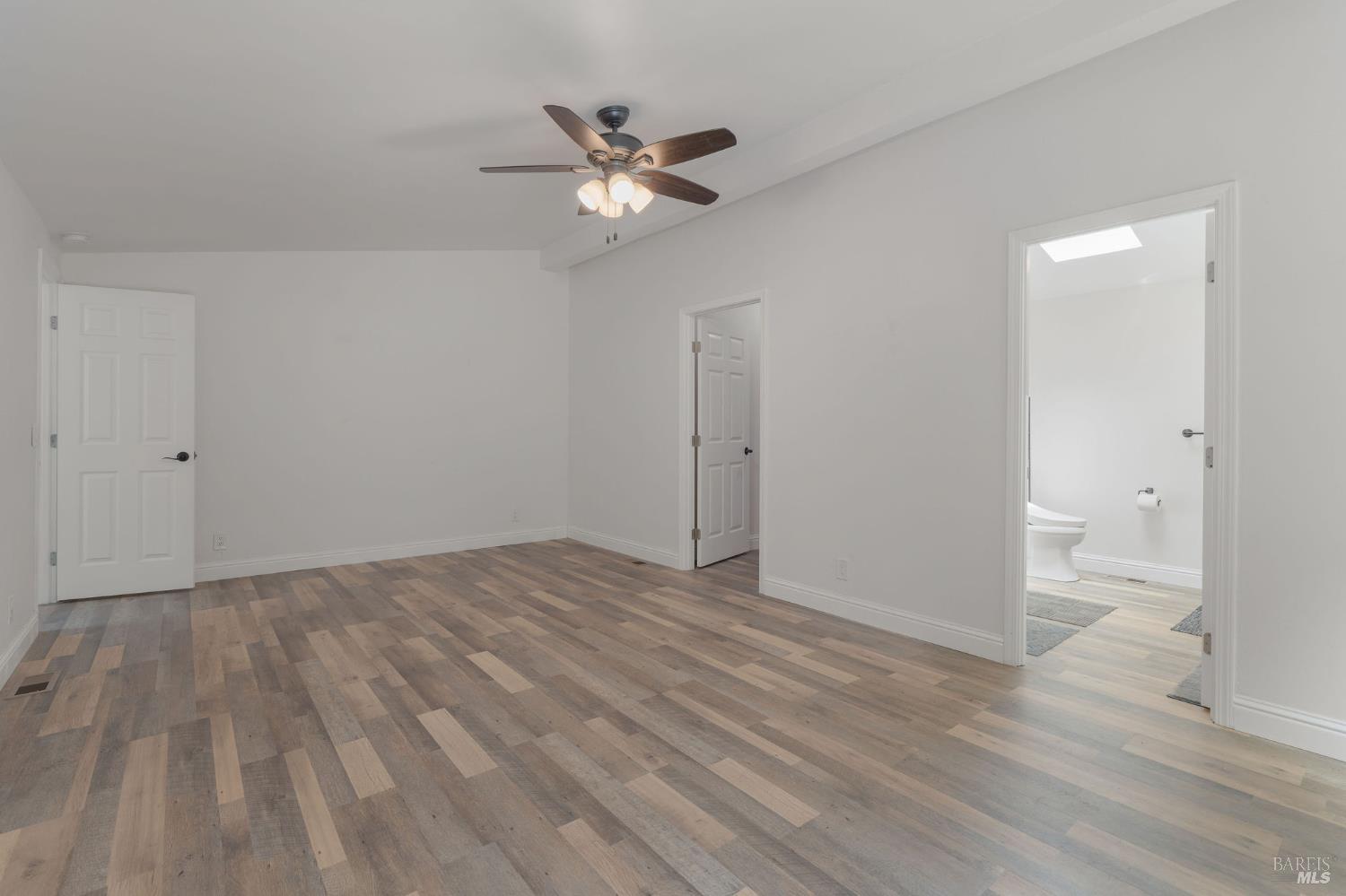 38350 Old Stage Road Gualala, CA 95445 - Photo 16 of 31 Primary Suite