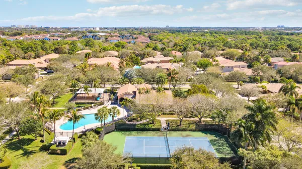 $5,500 | 165 Via Veracruz, Jupiter, FL 33458