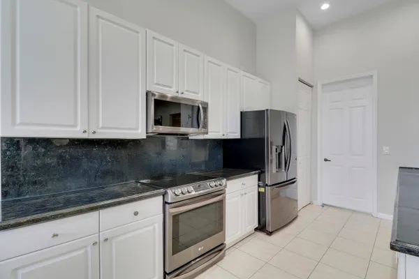 $5,500 | 165 Via Veracruz, Jupiter, FL 33458