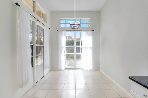 $5,500 | 165 Via Veracruz, Jupiter, FL 33458