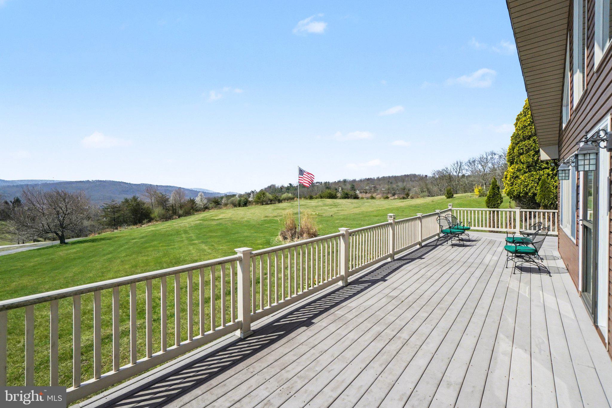 52 Mile Rd Pine Grove Pine Grove, PA 17963 - Photo 31 of 41 Composite Decking